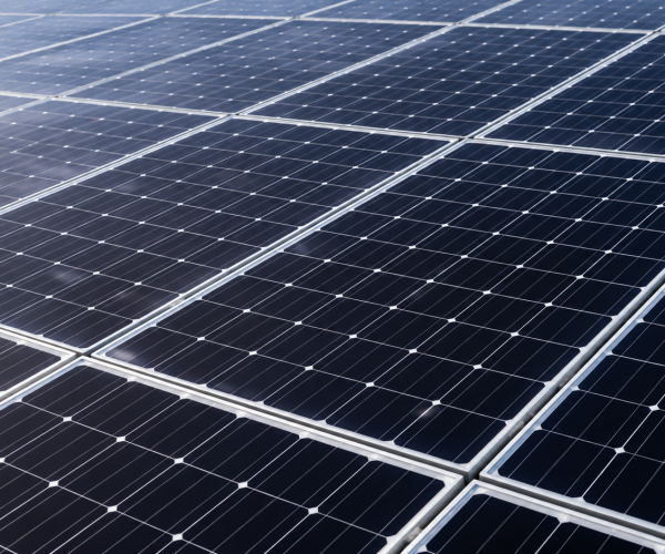 Why Do Monocrystalline Panels Work Well for Lahore Rooftops_